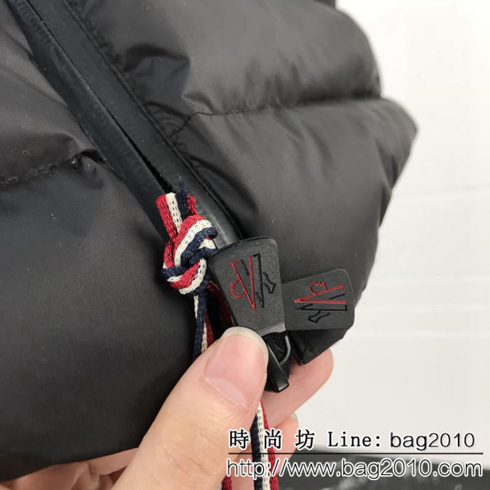 MONCLER蒙口 18FW官網專櫃同步 新款 男款羽絨馬甲 ydi1485